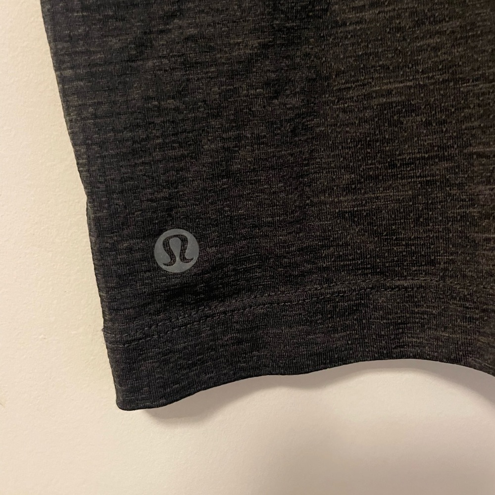Lululemon training shirt - Picture 3 of 3